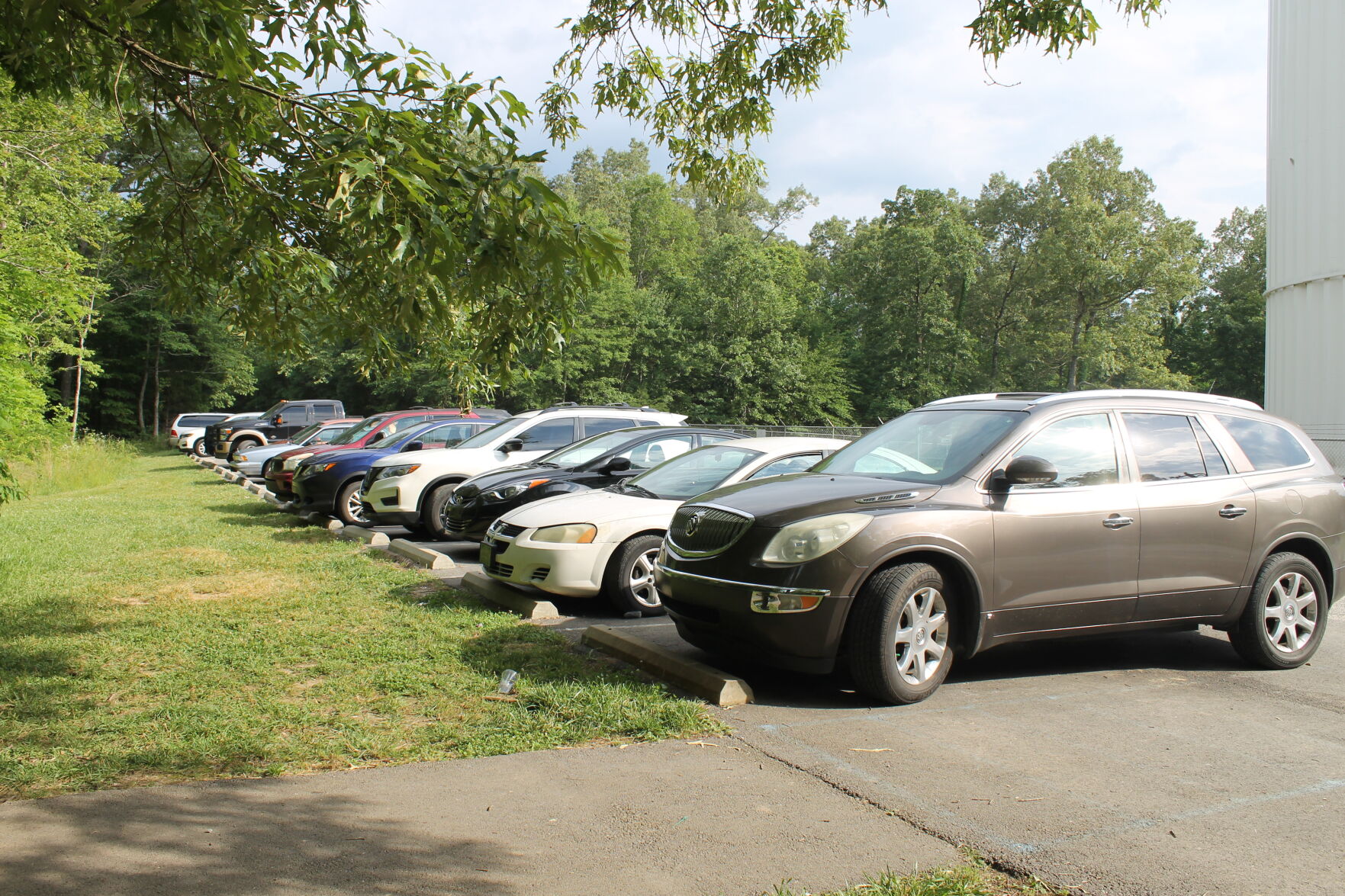 Short Springs parking lot
